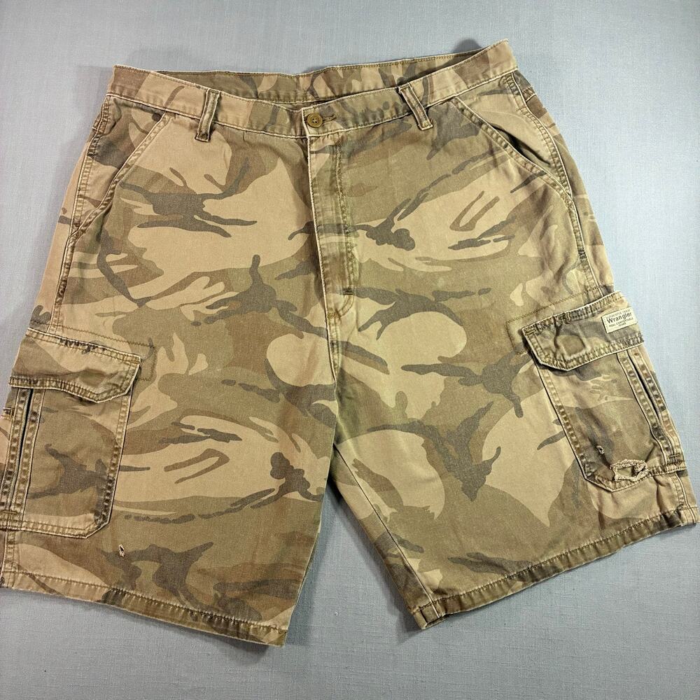 Wrangler Camo Cargo Shorts Men’s 38 Beige Hunting Utility Cotton